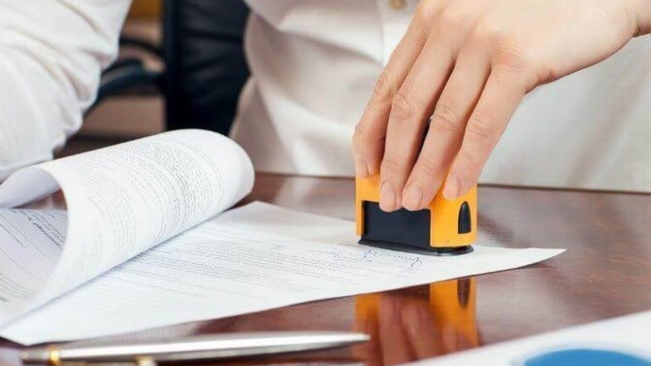 Đối với trường hợp con dấu do cơ quan công an quản lý