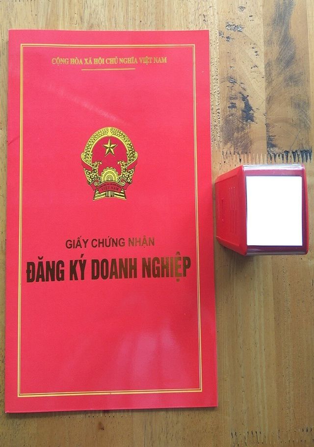 Nộp hồ sơ xin cấp giấy chứng nhận đăng ký doanh nghiệp
