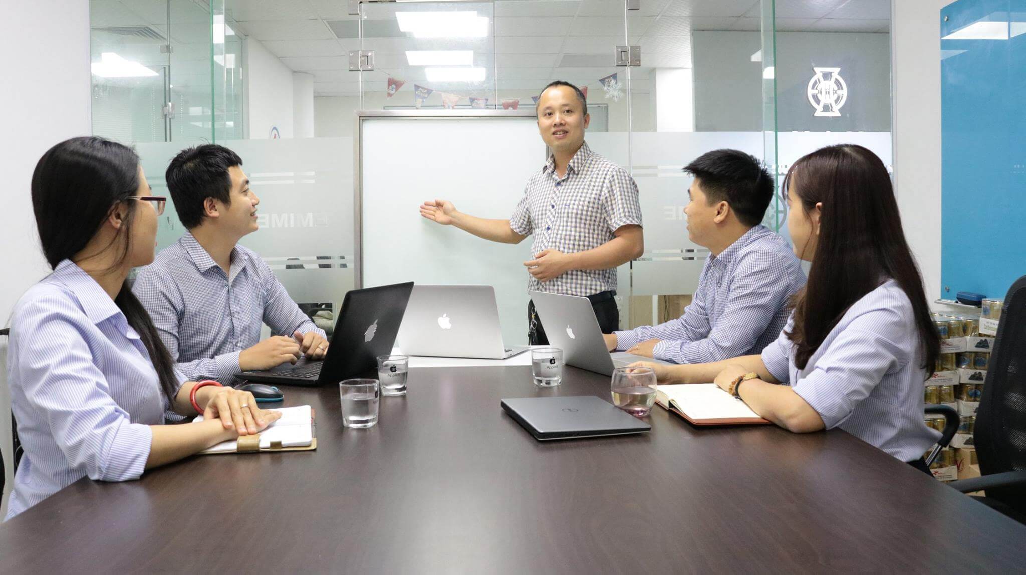 Tại sao bạn nên trở thành một nhà tư vấn?