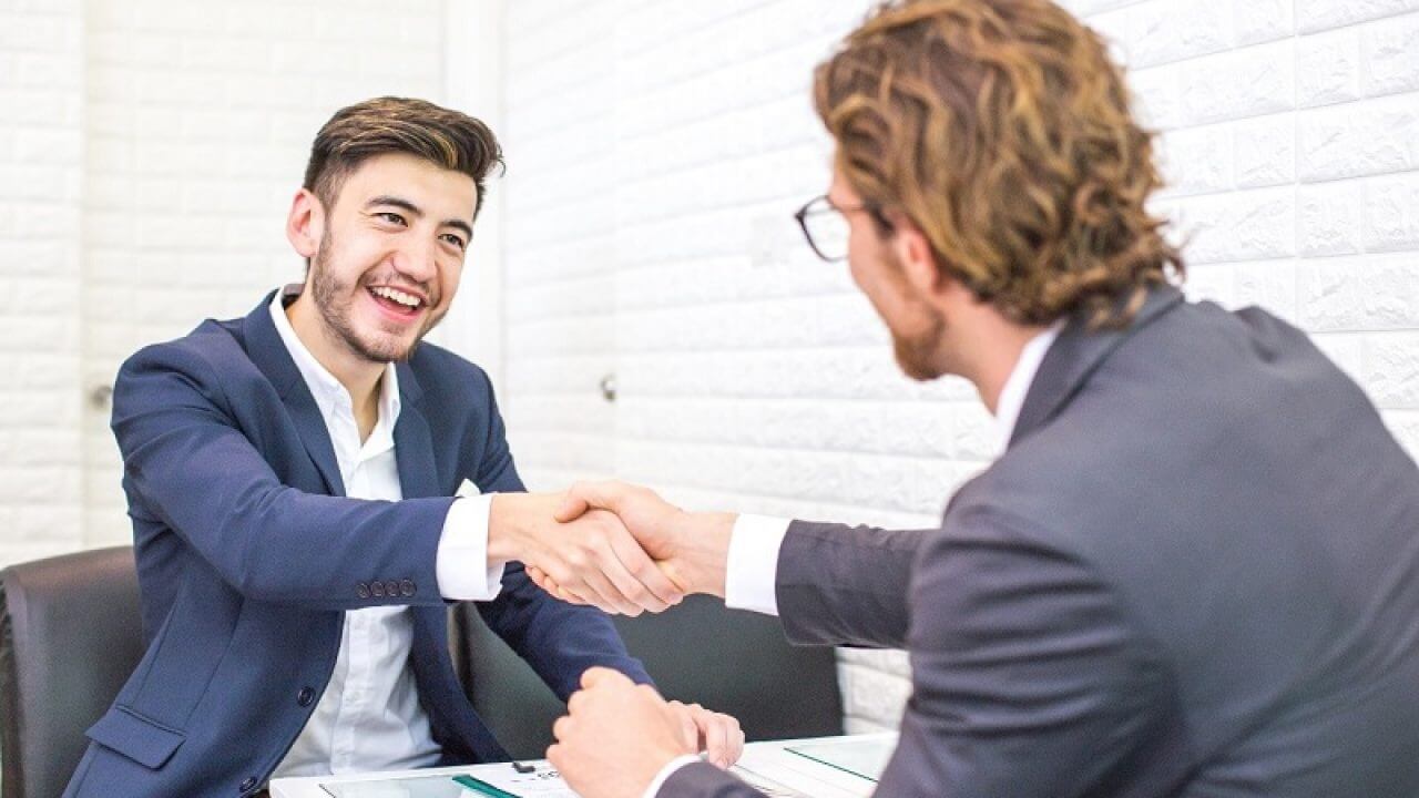 Trung thực và chín chắn trong công việc
